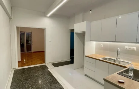 Ολική ανακαίνιση στην Κυψέλη Ολική ανακαίνιση στην Κυψέλη